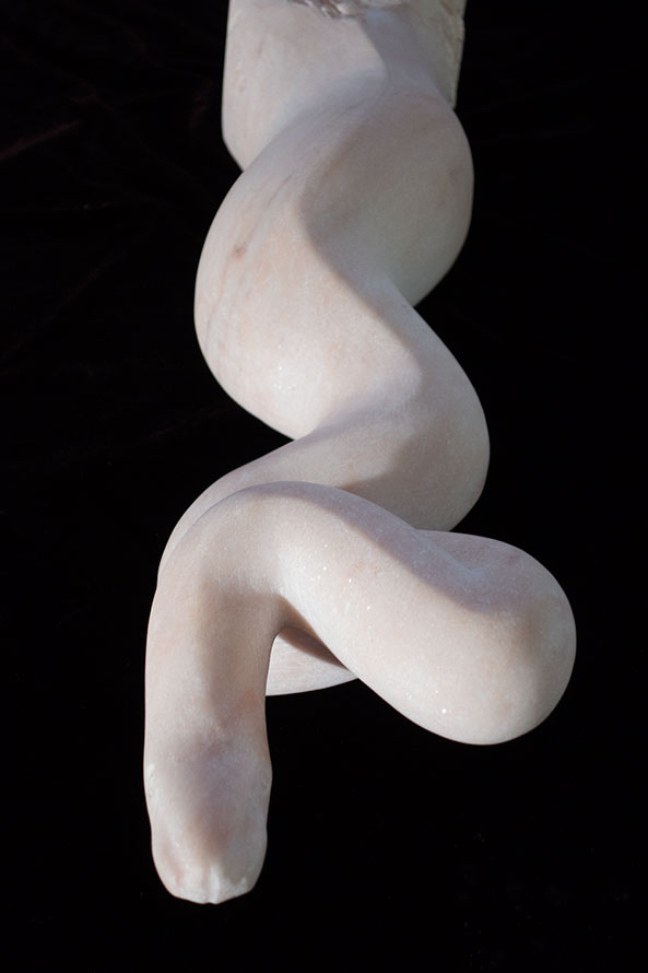 Cobra: Marble Sculpture by Paulo Ferreira - top view from front
